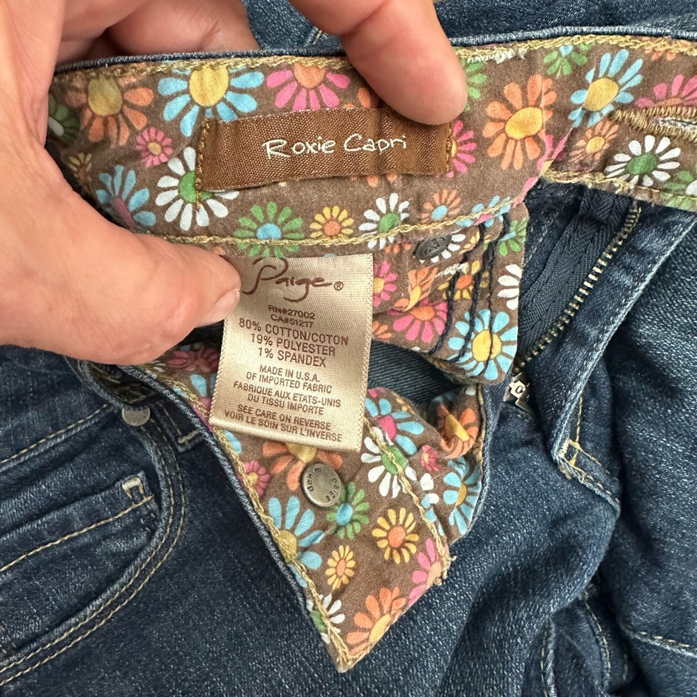 Paige Blue Women's Capri Jeans - Picture 4 of 8